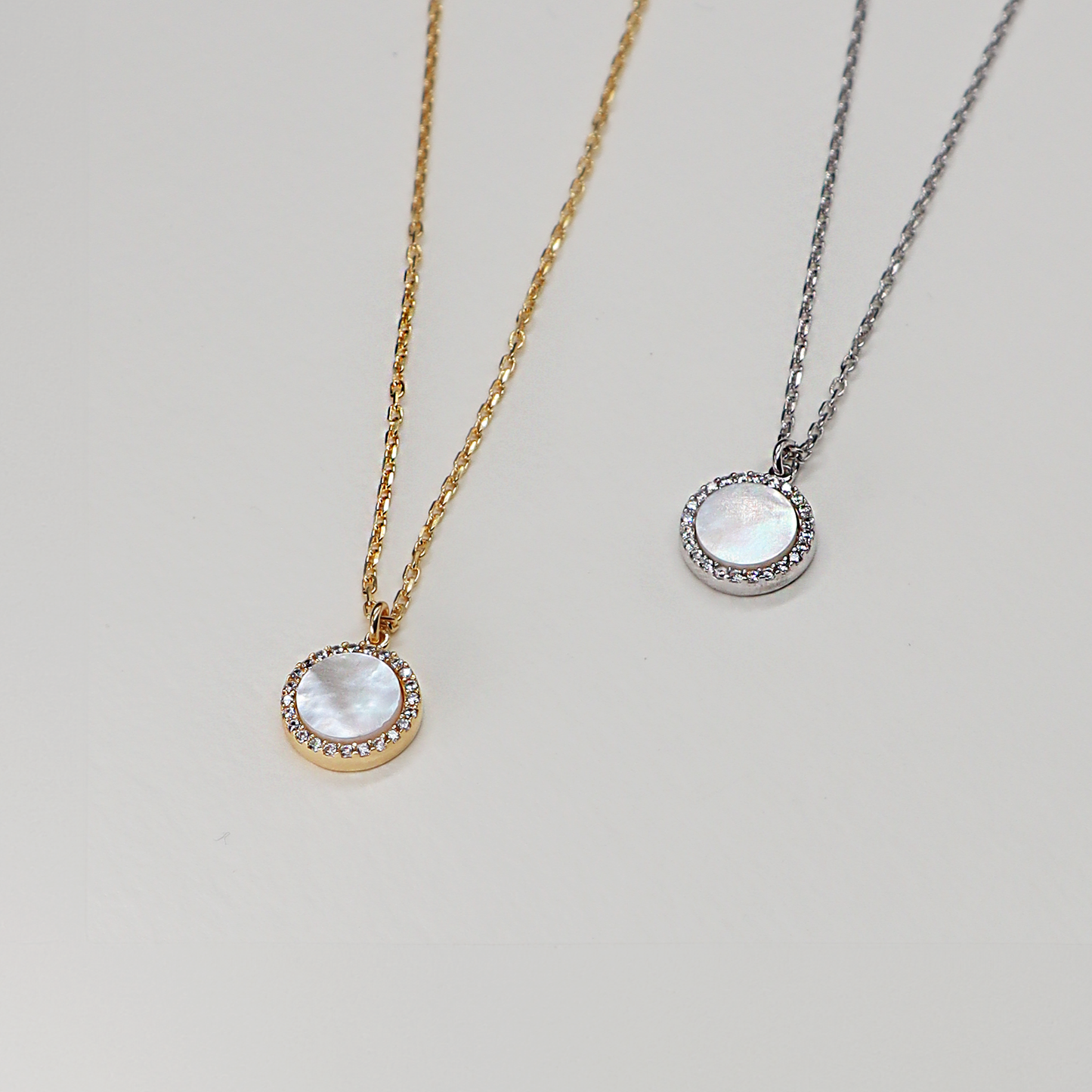 Mother of Pearl Round Charm Necklace