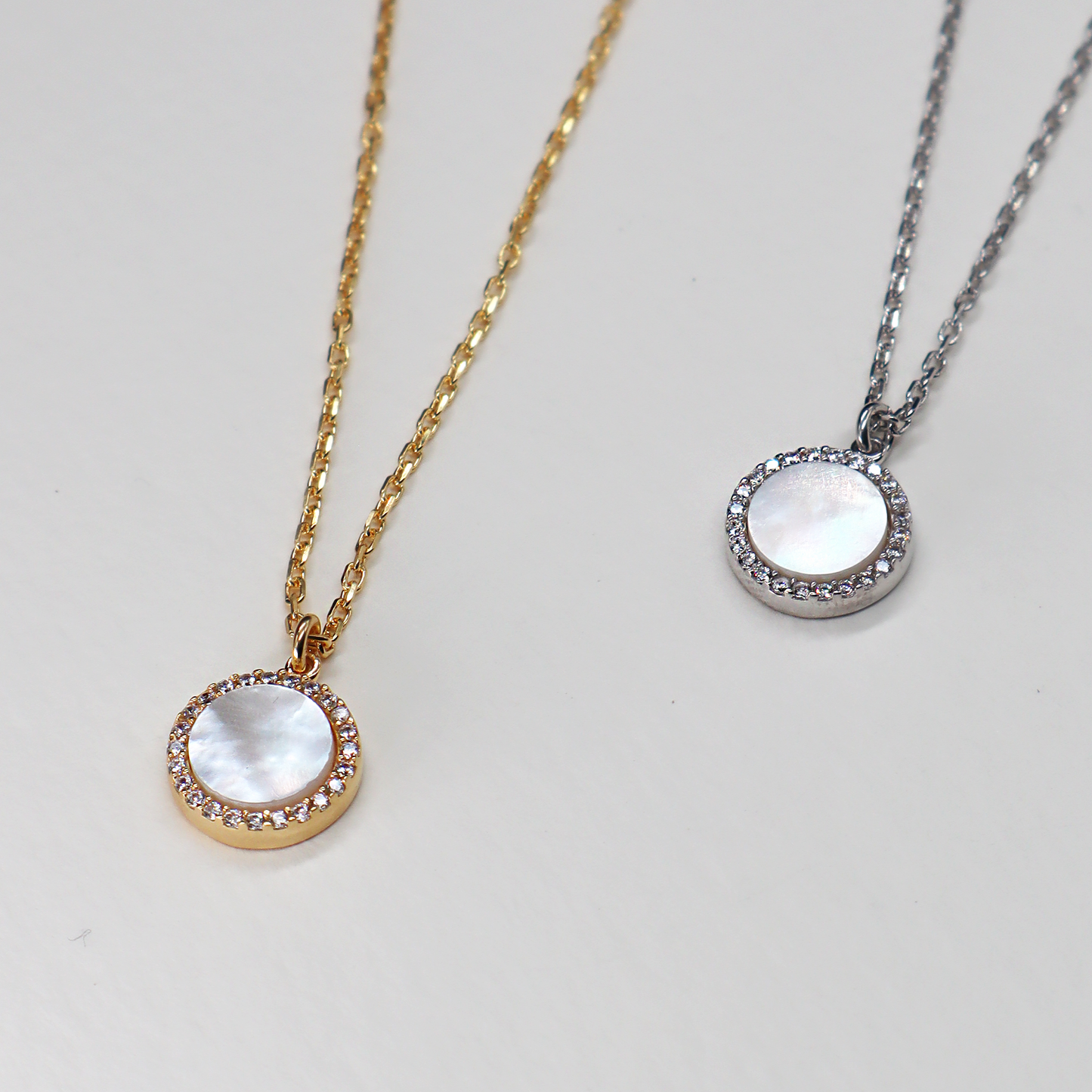 Mother of Pearl Round Charm Necklace